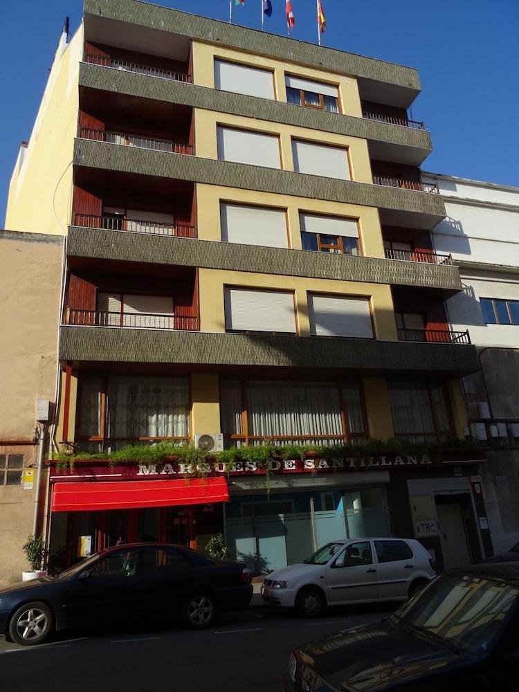 Hotel Marques De Santillana Torrelavega Exterior foto